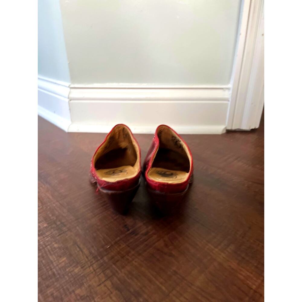 Charlie 1 Horse Artisan Handcrafted Western Mule / Clog Red Womens size 7 - Picture 5 of 6